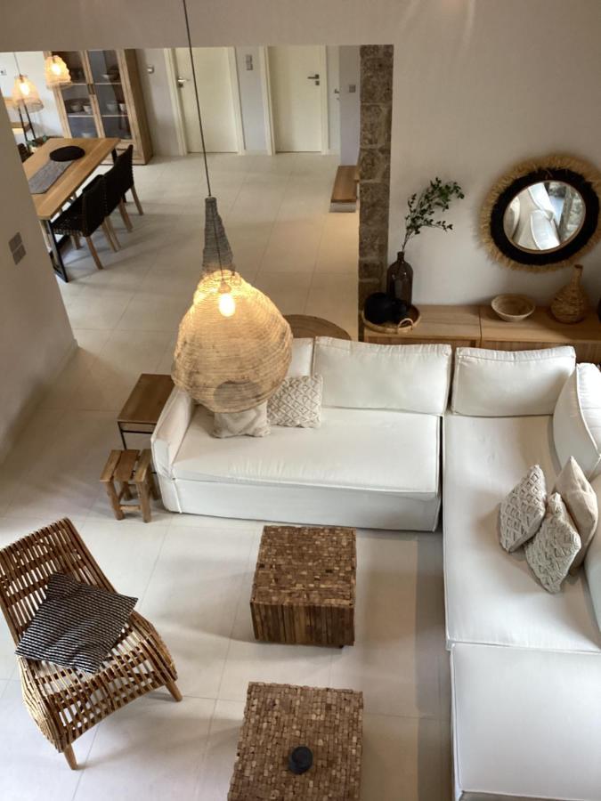 Villa Tartaya Дассия Экстерьер фото